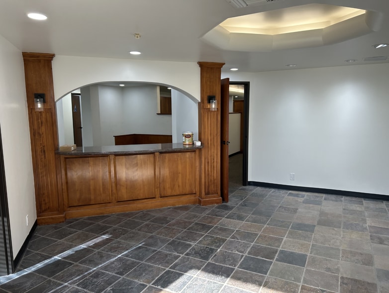 More Photos Of 20355 Hawthorne Blvd, Torrance Office For Lease