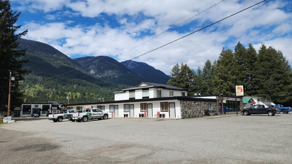 More Photos Of 50865 Trans-Canada Hwy, Boston Bar Hotel For Sale