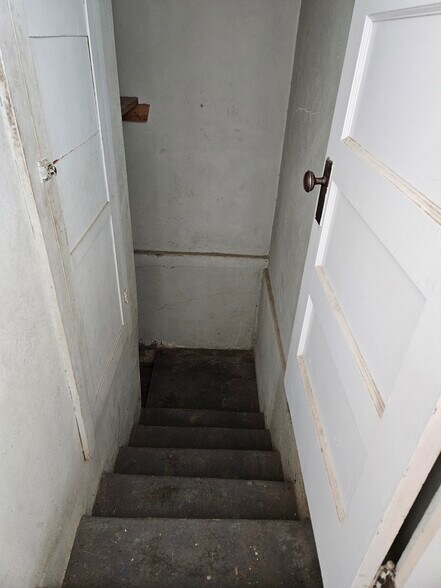 More Photos Of 1431 W Thatcher Blvd, Safford General Retail For Sale