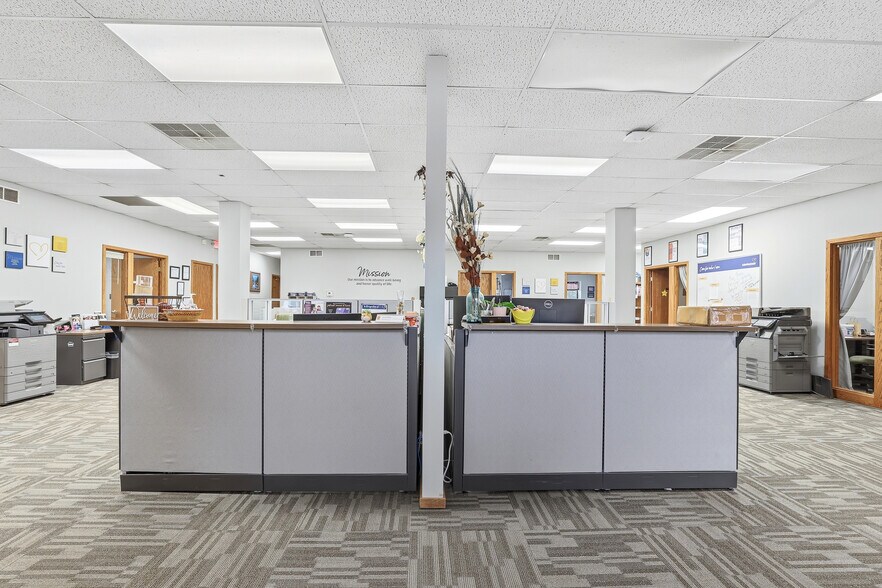 More Photos Of 1840 Post Rd, Plover Storefront Retail Office For Sale