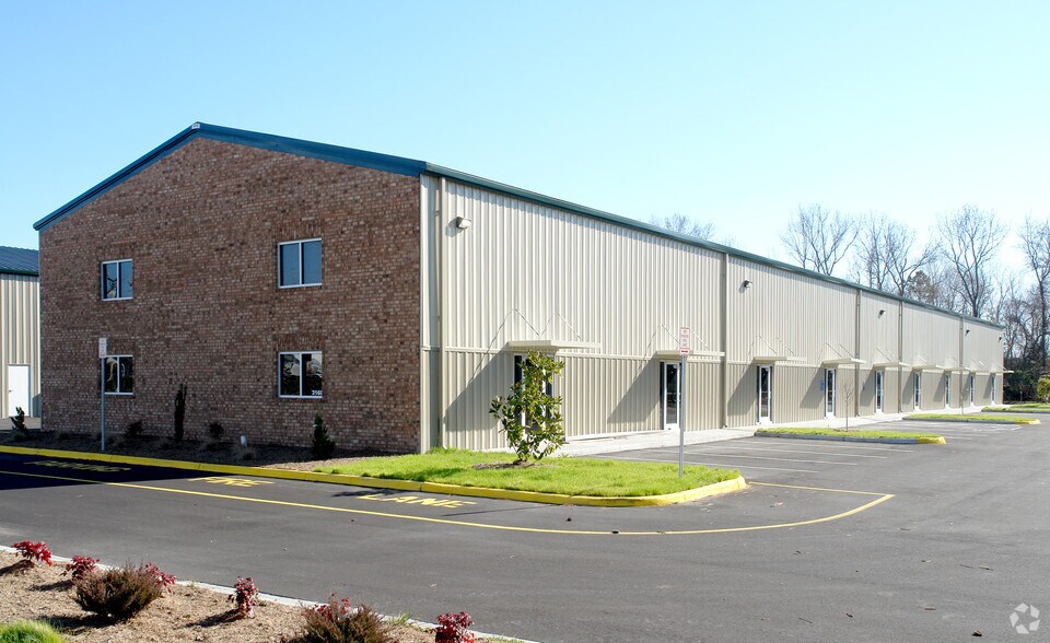 More Photos Of 3169 Shipps Corner Rd, Virginia Beach Flex For Lease
