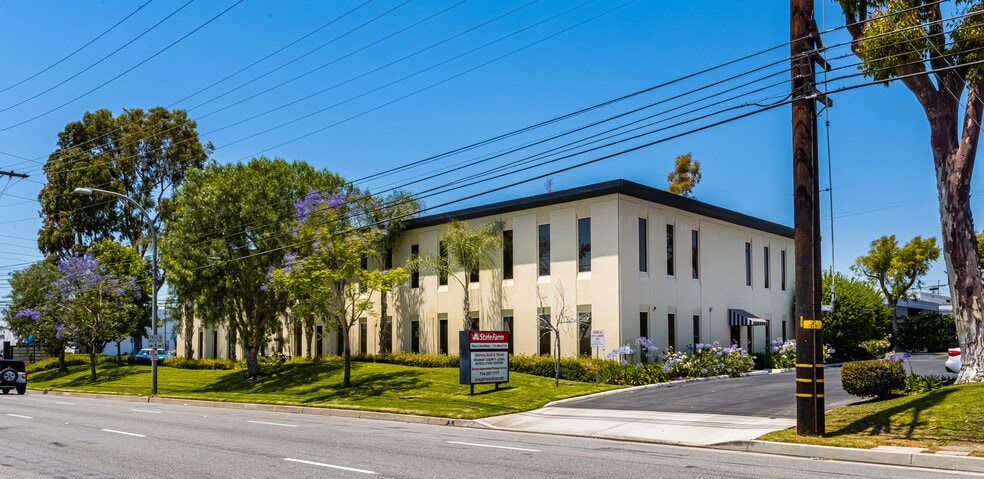 Primary Photo Of 595 W Lambert Rd, Brea Loft Creative Space For Lease