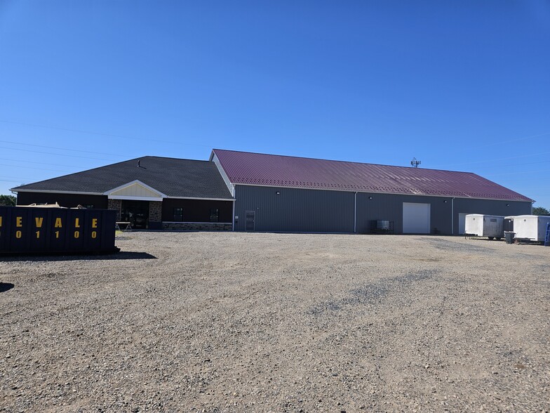 More Photos Of 1607 Reed rd, Pennington Flex For Sale