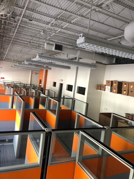 More Photos Of 1860 N Avenida Republica De Cuba, Tampa Office For Sale