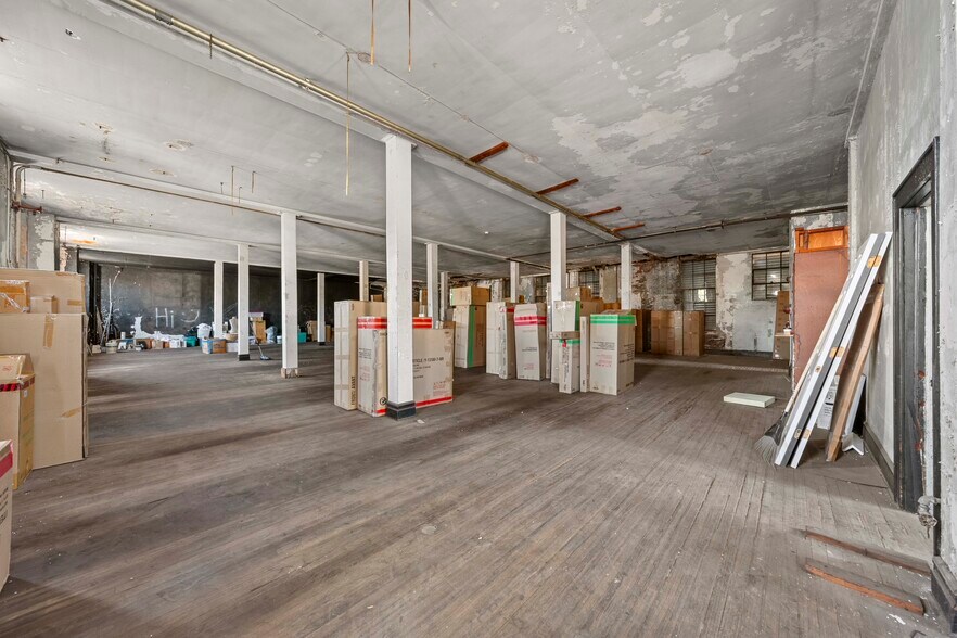 More Photos Of 1144 Elizabeth Ave, Elizabeth General Retail For Sale