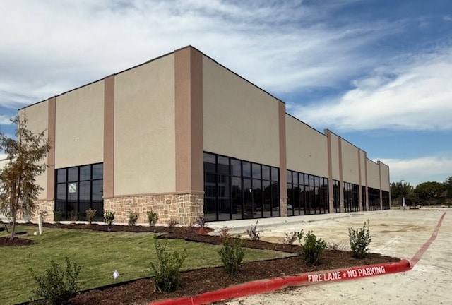 More Photos Of 4760 Windhaven Pky, Lewisville Restaurant For Lease