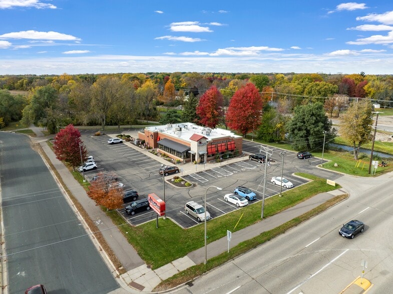 More Photos Of 2000 Vermillion St, Hastings Restaurant For Sale