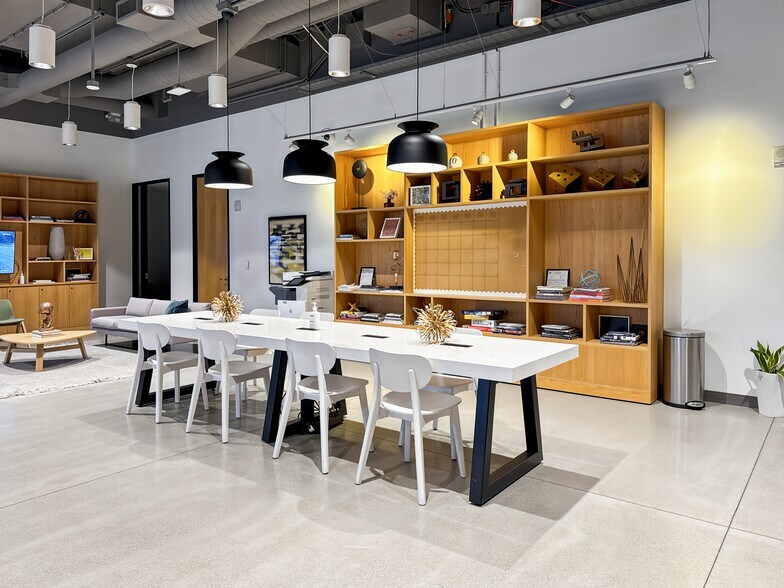 More Photos Of 2445 Augustine Dr, Santa Clara Coworking Space