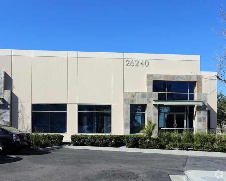 More Photos Of 26240 Enterprise Ct, Lake Forest Office For Lease