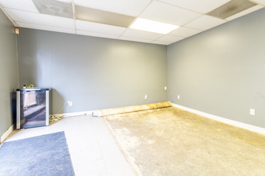 More Photos Of 454 W 8th Ave, West Homestead Warehouse For Sale