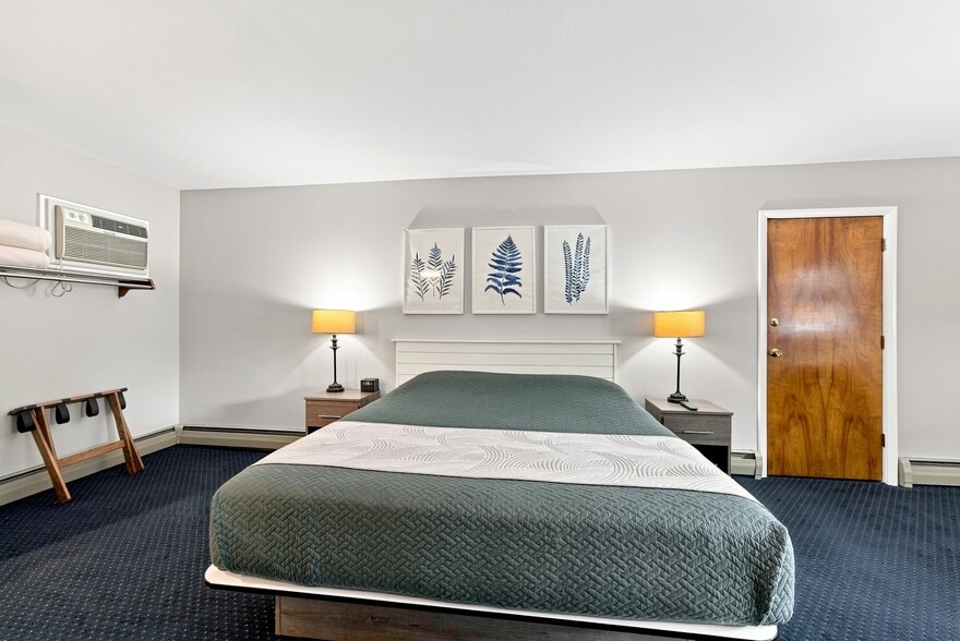 More Photos Of 8127 Chippewa Hwy, Bear Lake Hotel For Sale