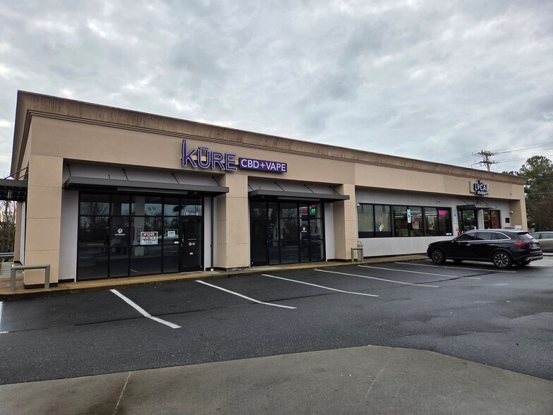 Primary Photo Of 8641 South Blvd, Charlotte Convenience Store For Lease