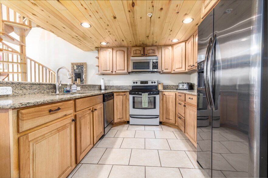 More Photos Of 885 Church Dr, Duck Creek Village Hospitality For Sale