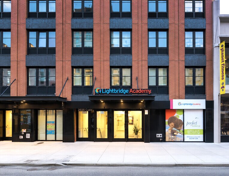 More Photos Of 237 Duffield St, Brooklyn Apartments For Lease