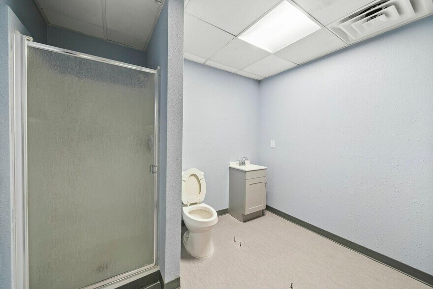 More Photos Of 1600 Jenks Ave, Panama City Medical For Sale