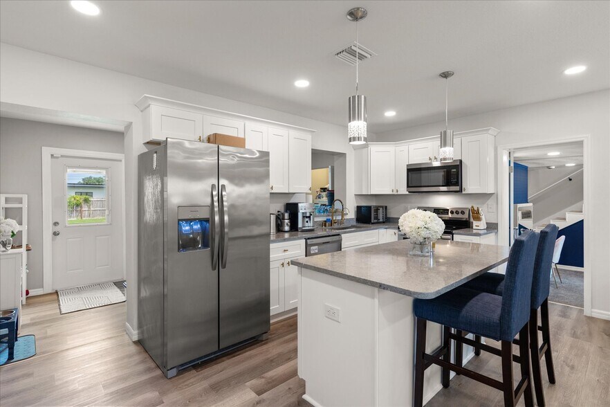 More Photos Of 2306 Cheryl Rd, Largo Service For Sale