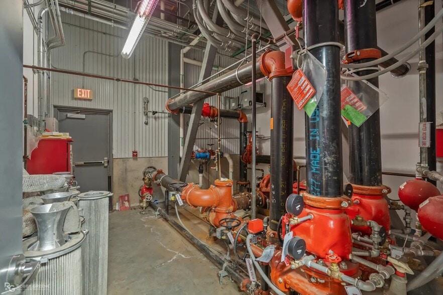 More Photos Of 400 Lake St, Shreveport Warehouse For Lease