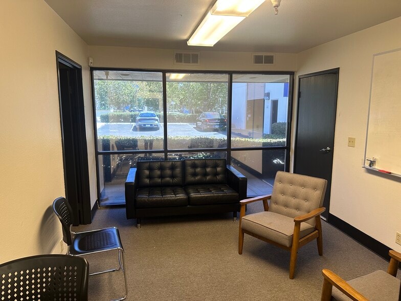 More Photos Of 8460 Red Oak St, Rancho Cucamonga Warehouse For Lease