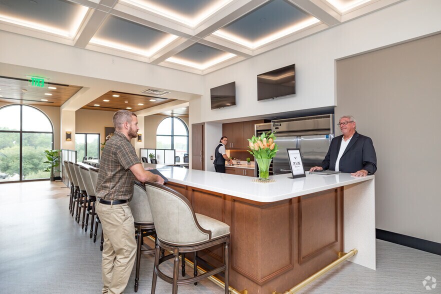 More Photos Of 1301 Industrial Dr, Crestview Coworking Space