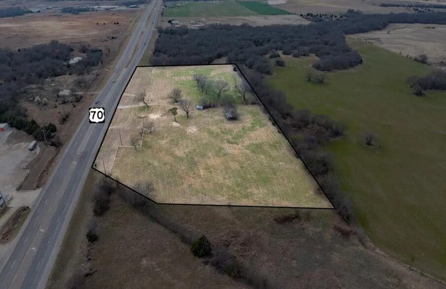 Primary Photo Of 17266 US Hwy, Lone Grove Land For Sale