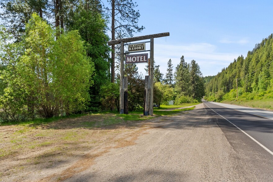 More Photos Of 8612 Washington 31 Hwy, Metaline Hotel For Sale