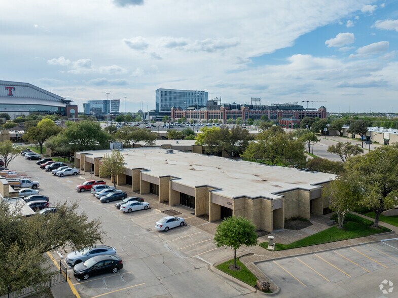 More Photos Of 2012 E Randol Mill Rd, Arlington Office For Lease