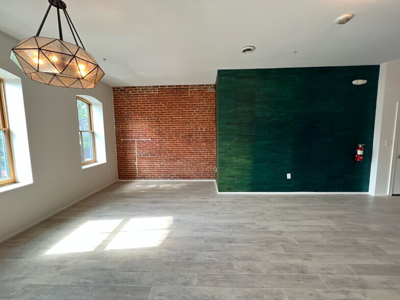 More Photos Of 1913 9th St NW, Washington General Retail For Sale