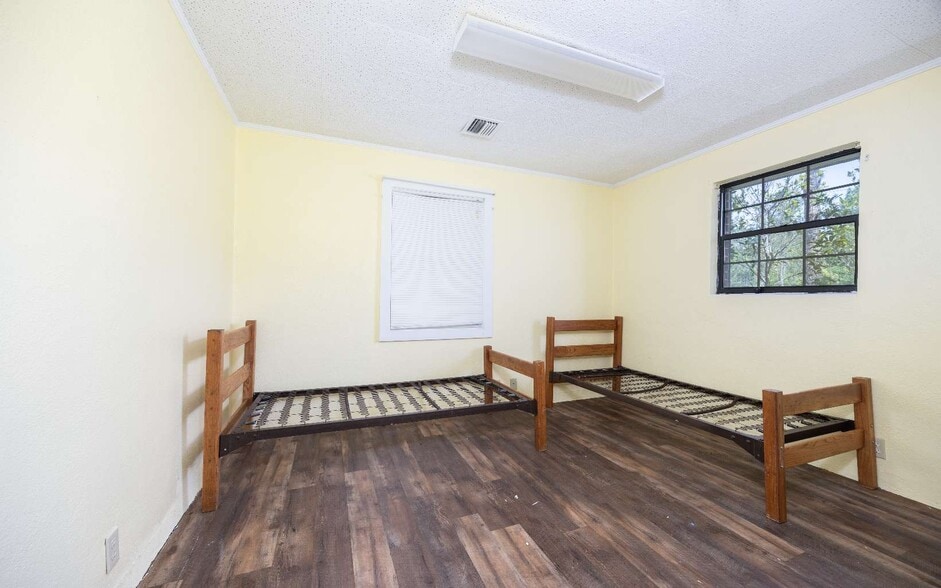 More Photos Of 7601 133rd Rd, Live Oak Assisted Living For Sale