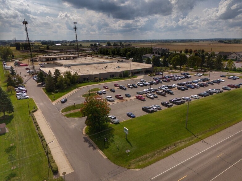 More Photos Of 4300 W 220th St, Farmington Light Distribution For Sale