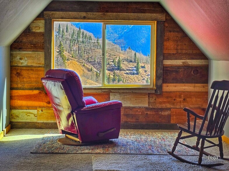 More Photos Of 71450 Highway 550, Silverton Hotel For Sale