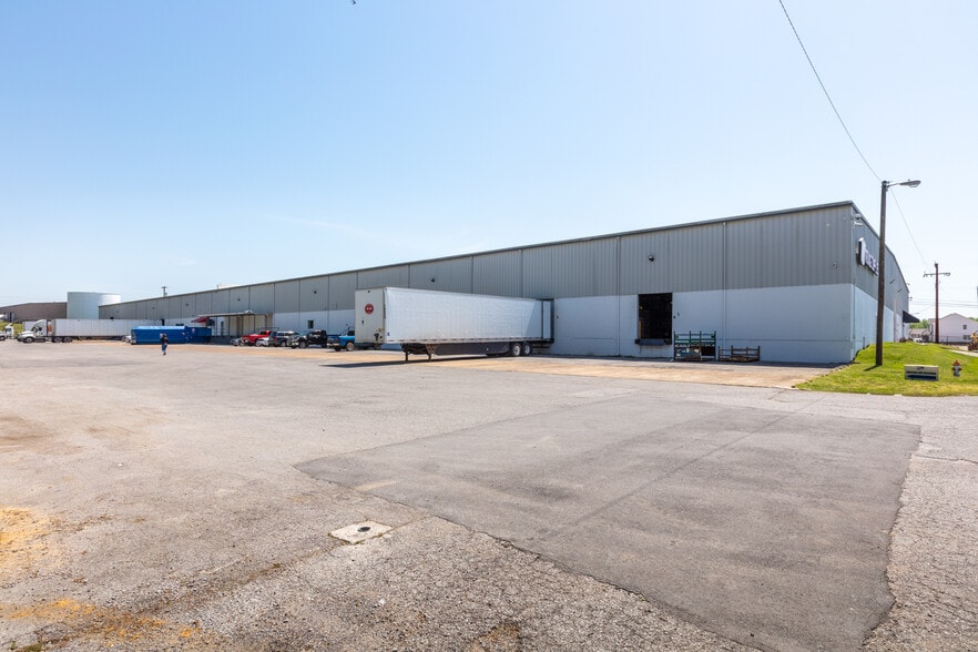 More Photos Of 931B Robinson Rd, Old Hickory Warehouse For Sale