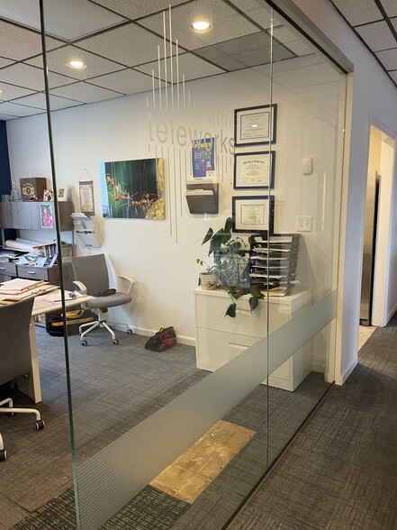 More Photos Of 17 Parker Terrace Ext, Glastonbury Office For Lease