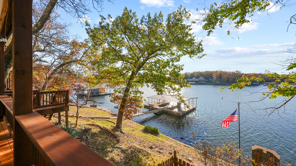 More Photos Of 1117 Dogwood Rd, Lake Ozark Multifamily For Sale