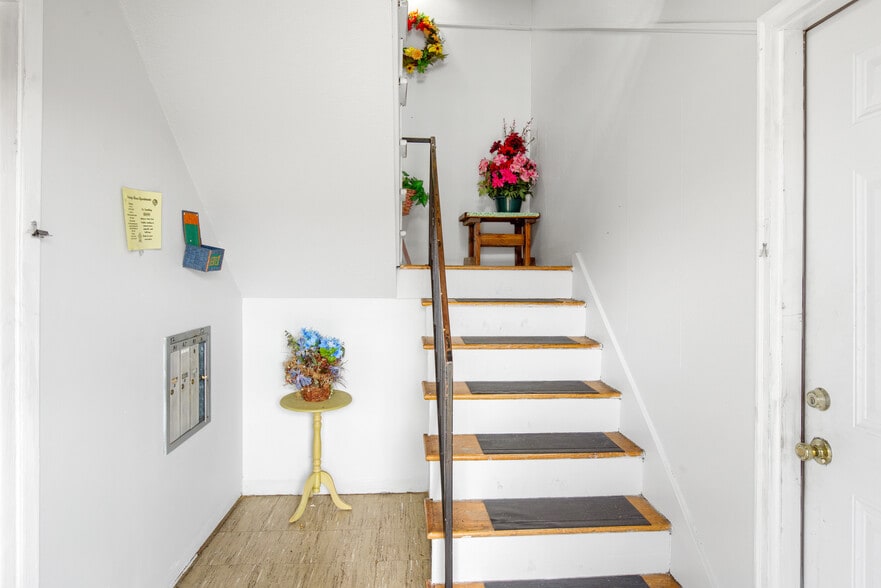 More Photos Of 2226 Merrill Dr, Forrest City Apartments For Sale