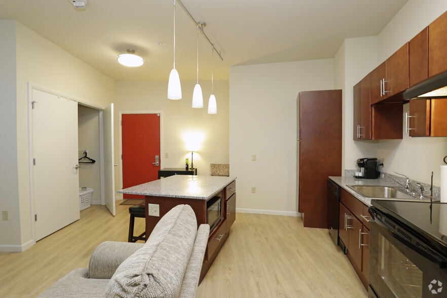 More Photos Of 121 S Highland Ave, Pittsburgh Apartments For Lease