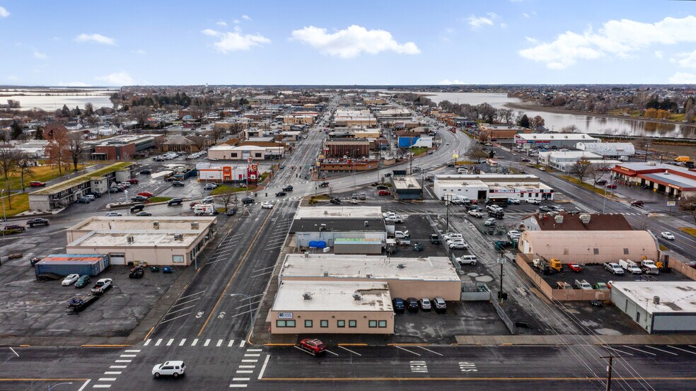 More Photos Of 508 E 3rd Ave, Moses Lake General Retail For Sale
