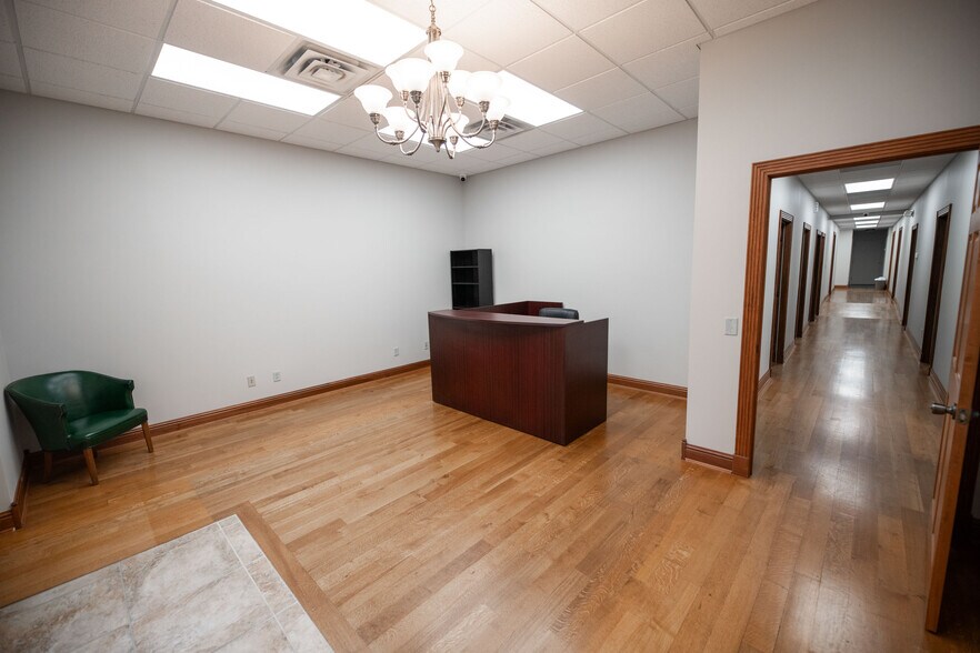 More Photos Of 730 4th Ave, Huntington Office For Lease