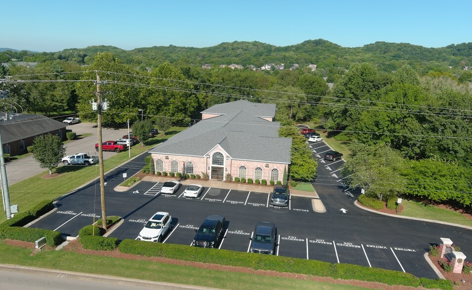 More Photos Of 1881 General George Patton Dr, Franklin Office For Lease