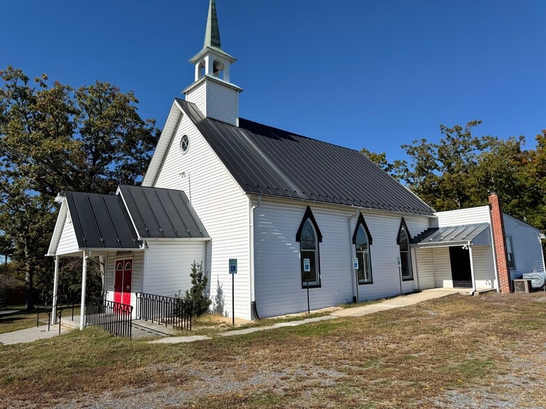 Primary Photo Of 560 Old Bethel Church Rd, Winchester Specialty For Sale