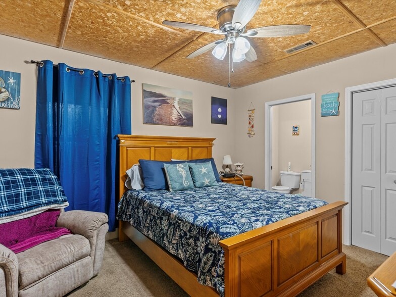 More Photos Of 901 Haven Dr, Dothan Flex For Sale