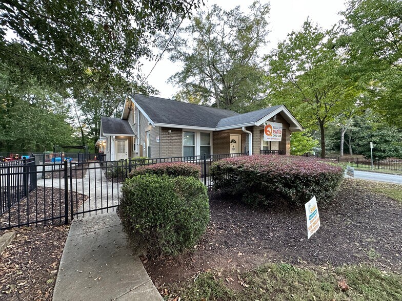 More Photos Of 895 Oglethorpe Ave, Athens Daycare Center For Sale