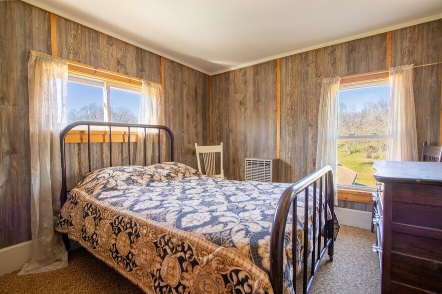 More Photos Of 263 Como Rd, Lake Como Specialty For Sale