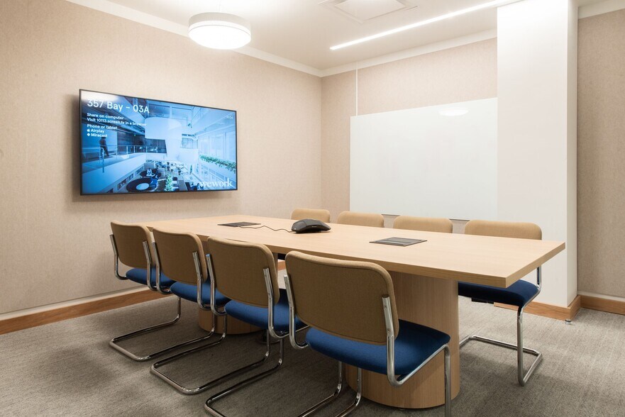 More Photos Of 357 Bay St, Toronto Coworking Space