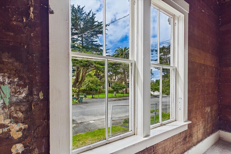 More Photos Of 1625 G St, Eureka Multifamily For Sale