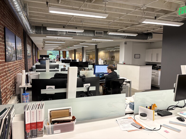 More Photos Of 639 Front St, San Francisco Office For Lease