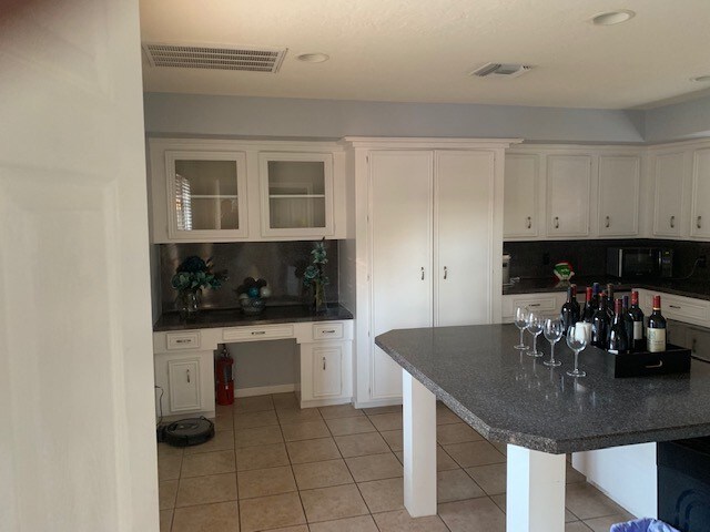 More Photos Of 25910 Oak Ridge Dr, Spring Office For Sale