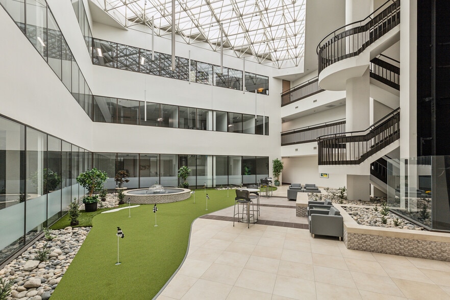 More Photos Of 2121 Midway Rd, Carrollton Office For Lease