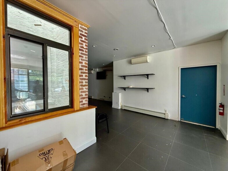 More Photos Of 12403 18th Ave, College Point Storefront Retail Residential For Lease