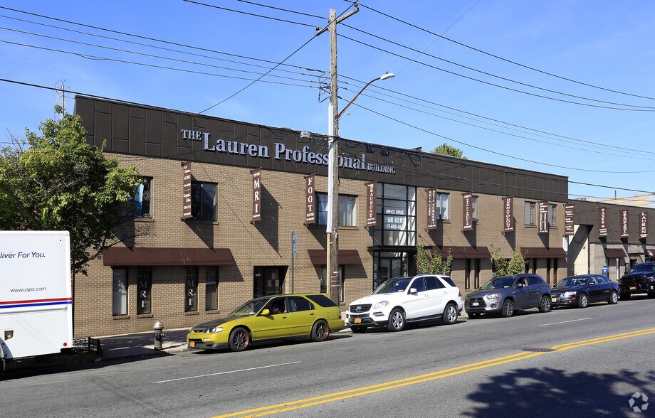 More Photos Of 3626-3628 E Tremont Ave, Bronx Medical For Lease