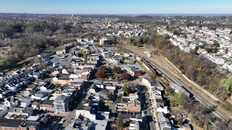 More Photos Of 398-400 S Main St, Phillipsburg Apartments For Lease